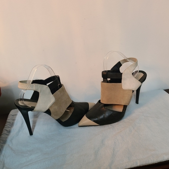 Narciso Rodriguez Pumps - Picture 9 of 13